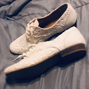 New journeys shoes size 6